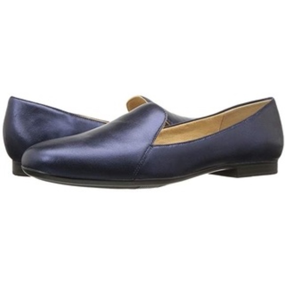naturalizer navy flats